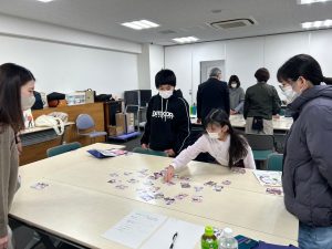 ふじみ野市にて、世界の子どもの権利かるたワークショップを開催しました！